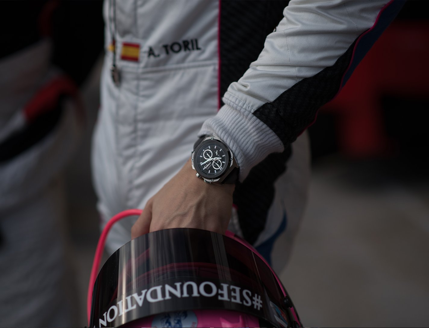 alex toril formex ambassador wearing a formex sport watch