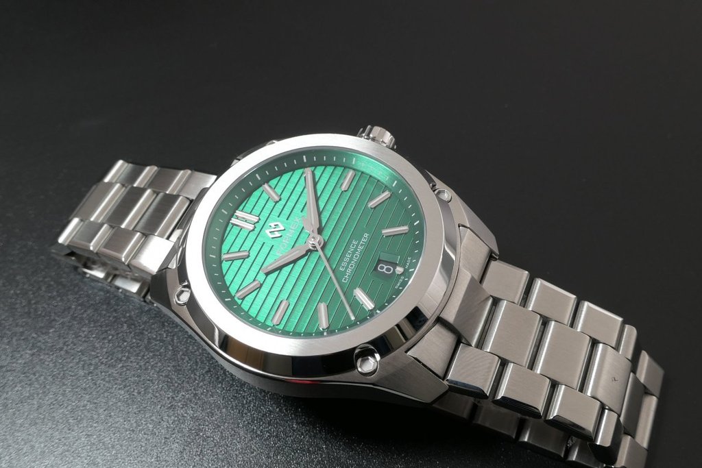 Formex Swiss watches green Essence ThirtyNine